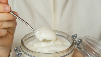 유산균 요거트 vs 그릭요거트, 어떤 차이가 있고 무엇을 골라야 할까?